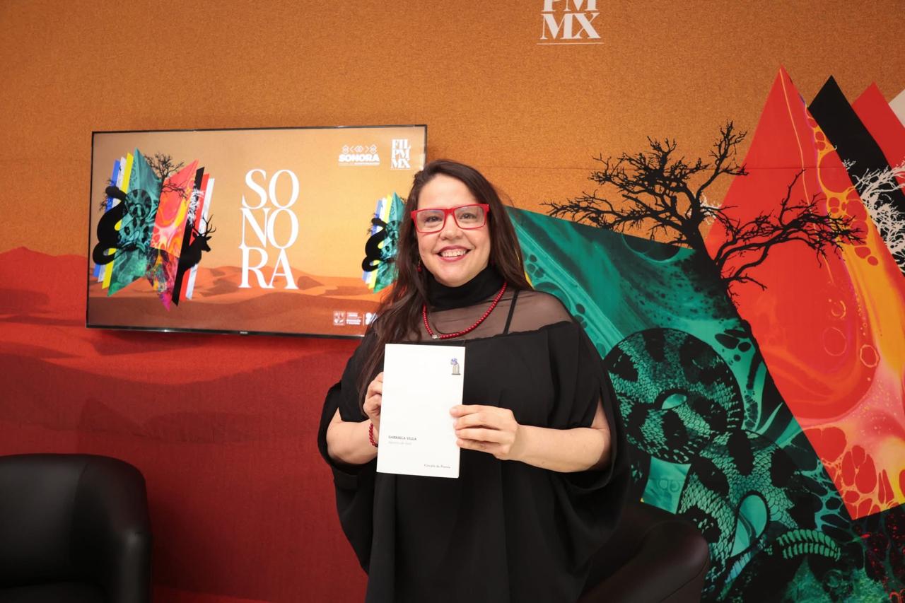 Diversidad literaria y reflexión social marcan el quinto día de Sonora en la FILPM